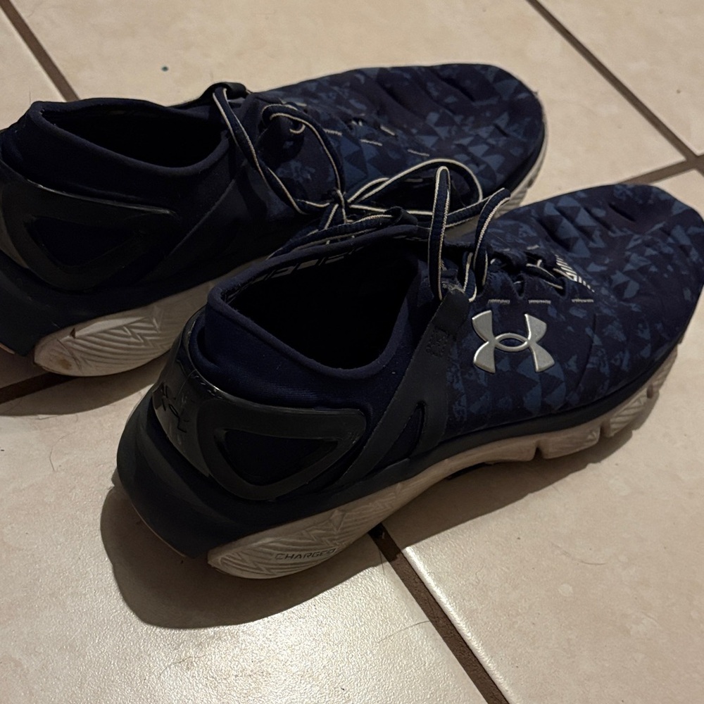 Under Armour Men's Navy Athletic Shoes